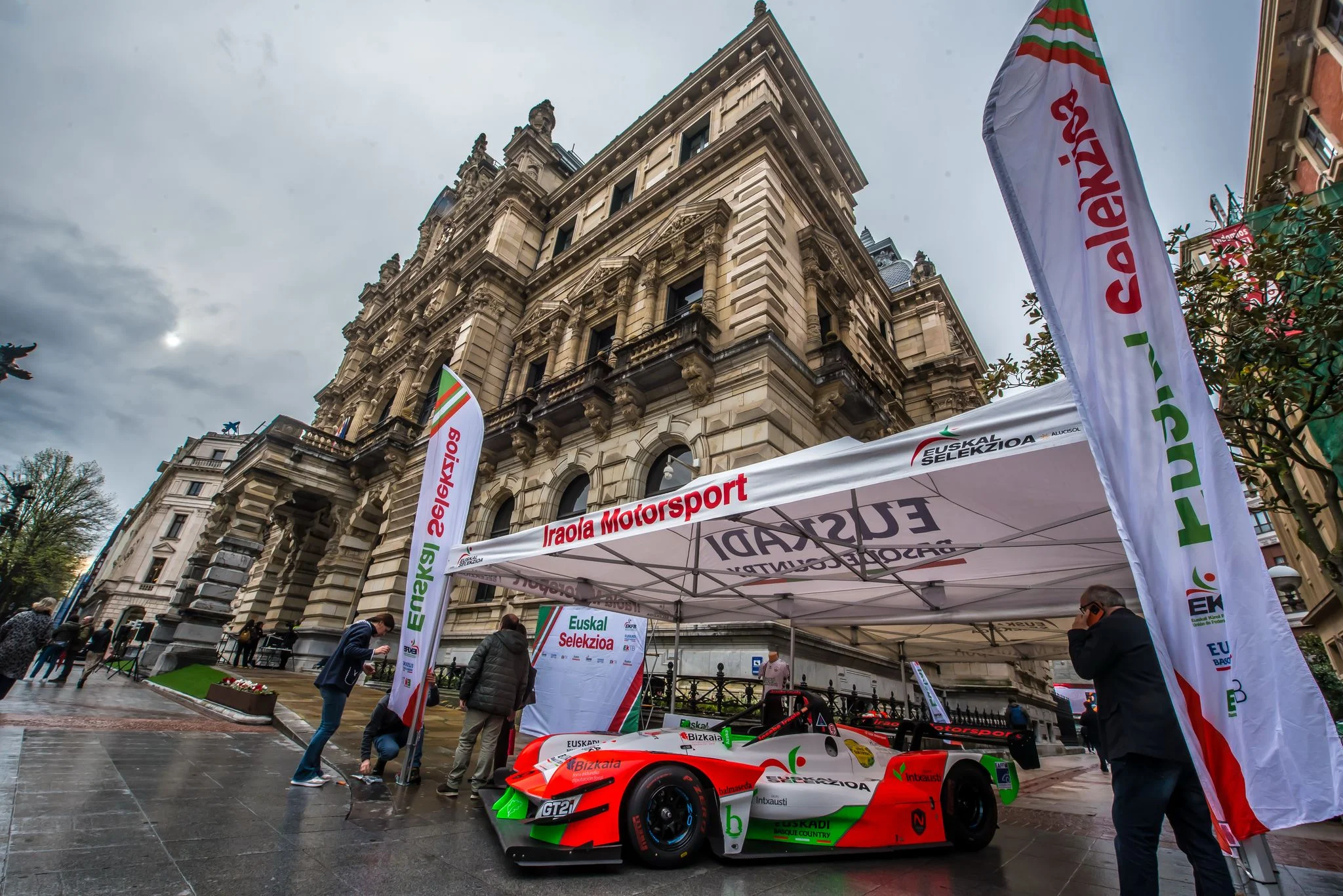 Iraola Motorsport - Carpa 6x4m modelo superior